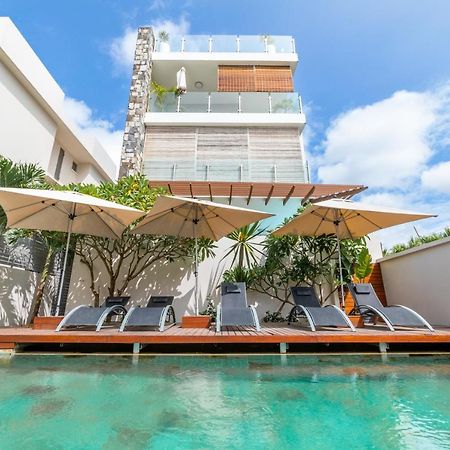Beachcove Apt No 1 Pereybere Beach Bagian luar foto