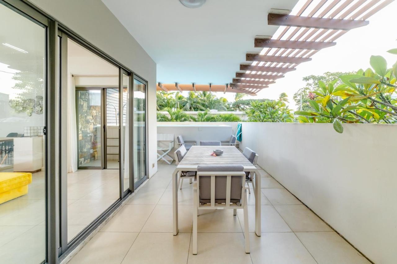 Beachcove Apt No 1 Pereybere Beach Bagian luar foto