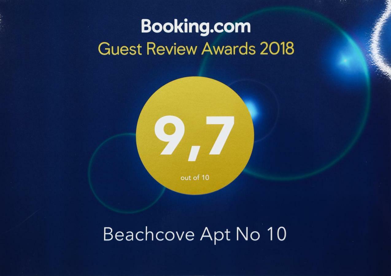 Beachcove Apt No 1 Pereybere Beach Bagian luar foto